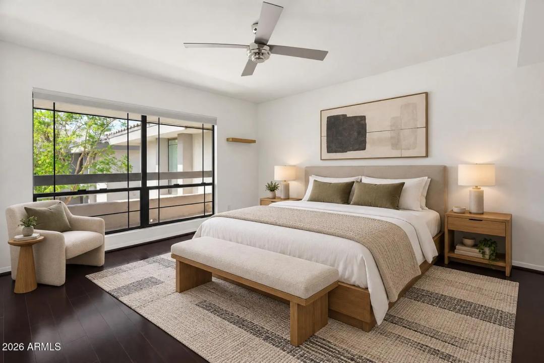Real Estate Picture 16