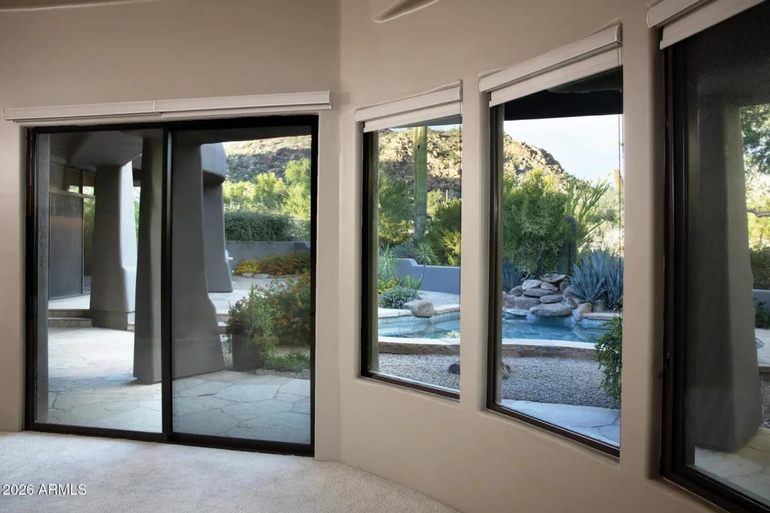 Real Estate Picture 13