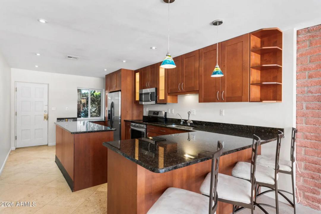 Real Estate Picture 13