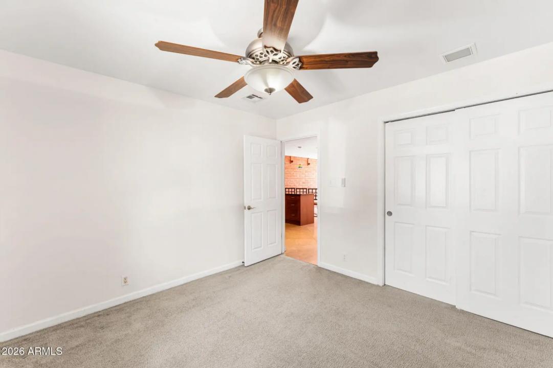 Real Estate Picture 25
