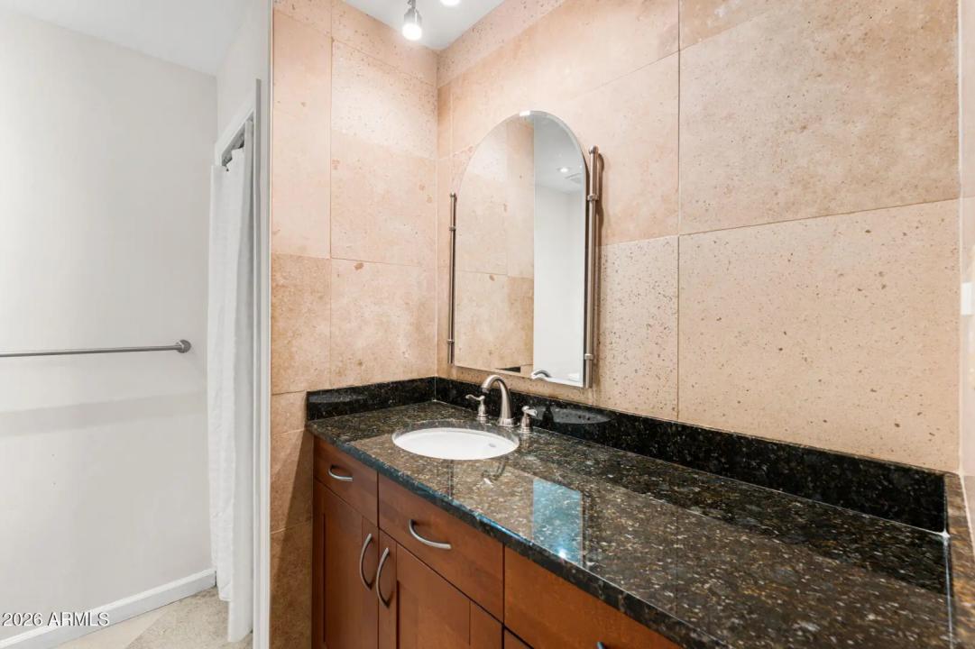 Real Estate Picture 26