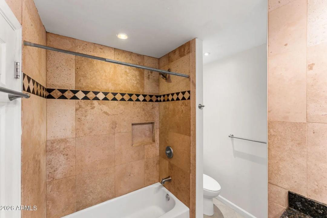 Real Estate Picture 27