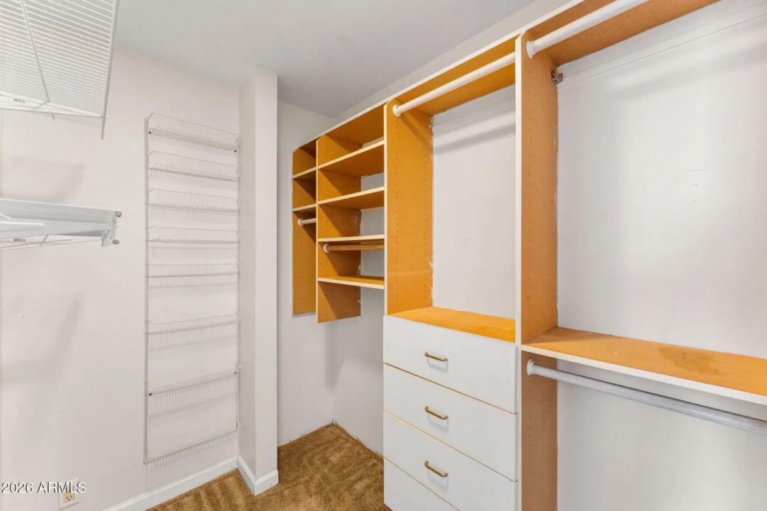 Real Estate Picture 30