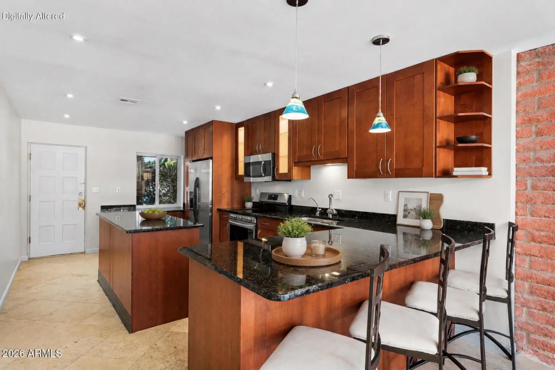 Real Estate Picture 2