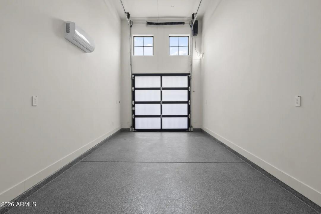 Real Estate Picture 42