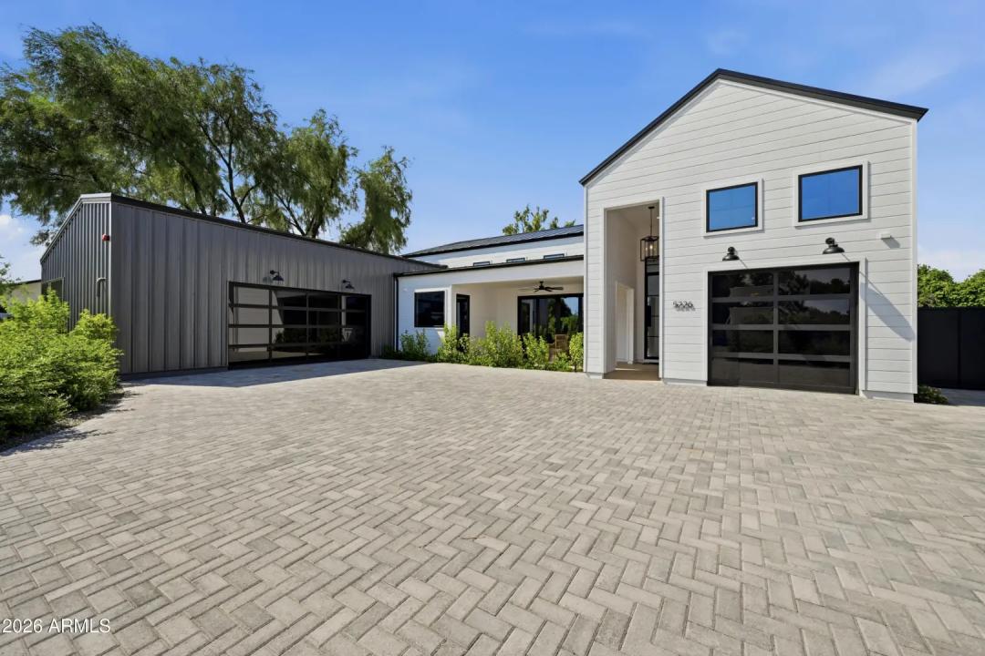 Real Estate Picture 2