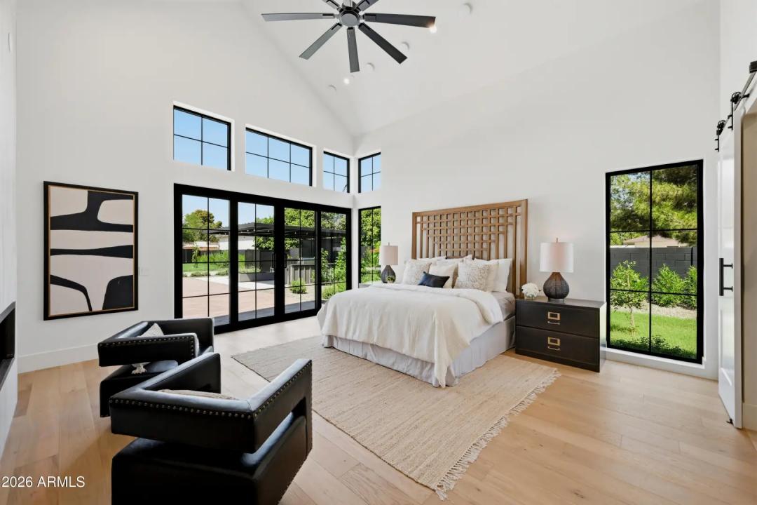 Real Estate Picture 15