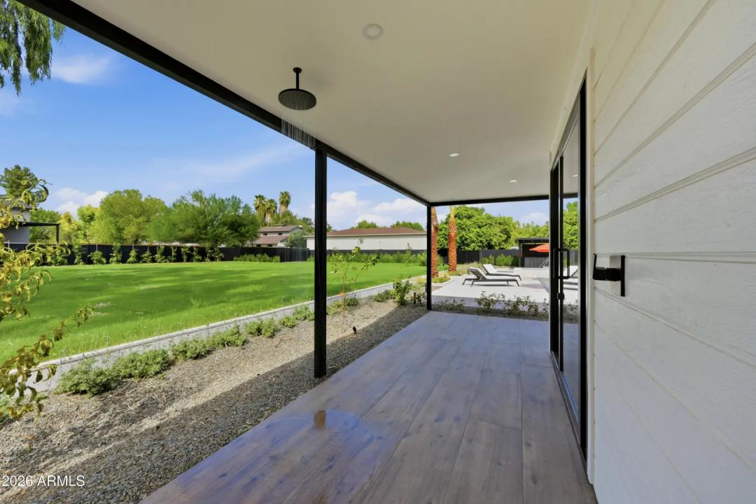 Real Estate Picture 34