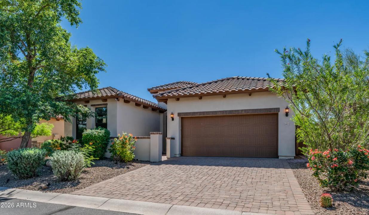 Real Estate Picture 2