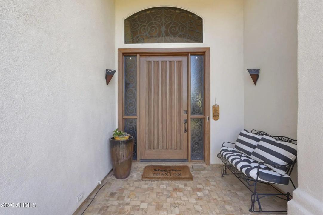 Real Estate Picture 3