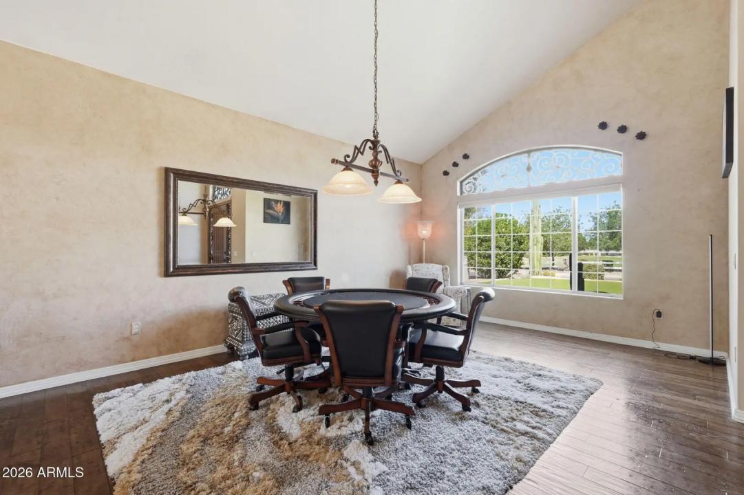 Real Estate Picture 6
