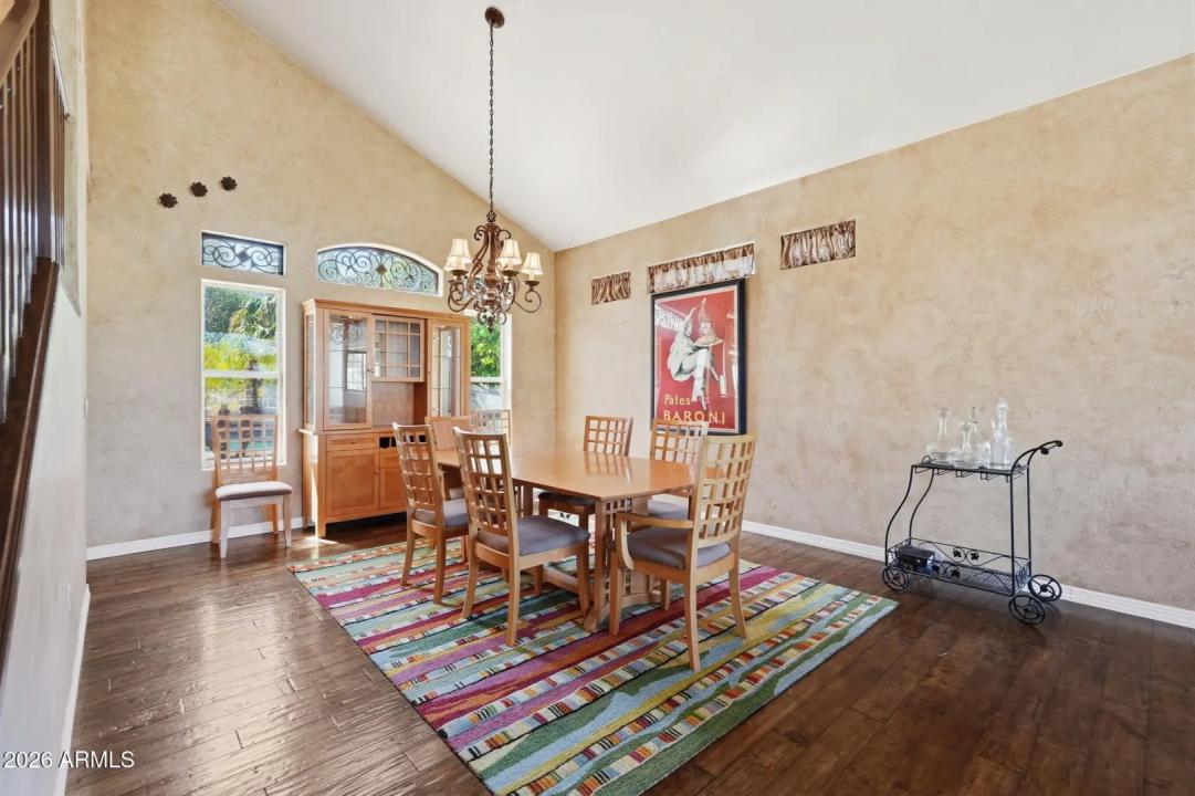 Real Estate Picture 10