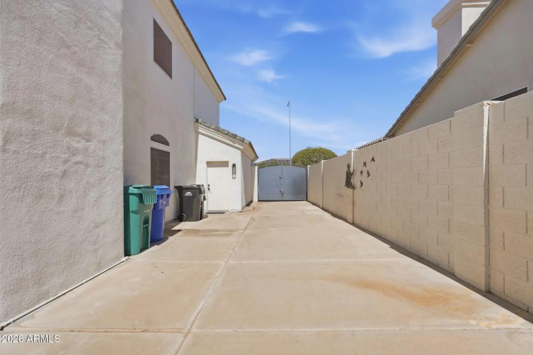 Real Estate Picture 60
