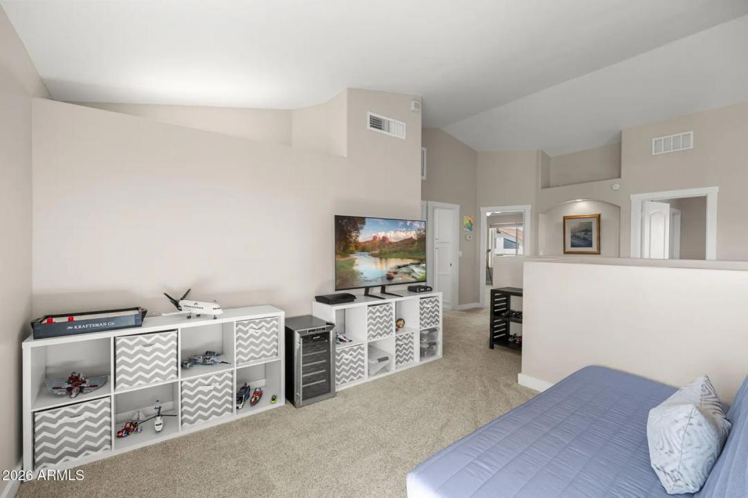 Real Estate Picture 20