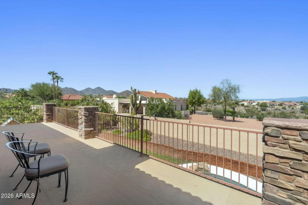 Real Estate Picture 22