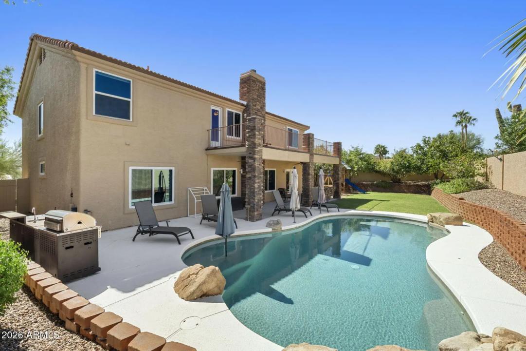 Real Estate Picture 33