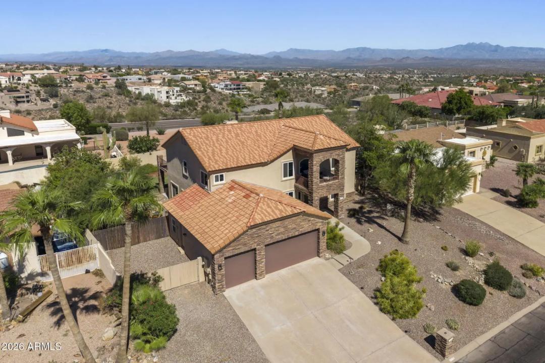 Real Estate Picture 37