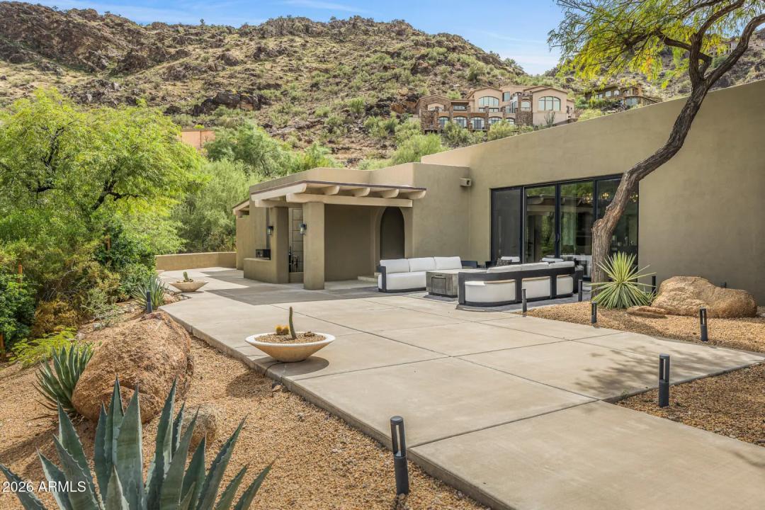 Real Estate Picture 38