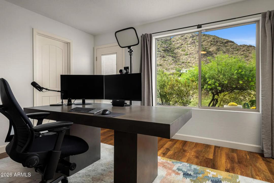 Real Estate Picture 17