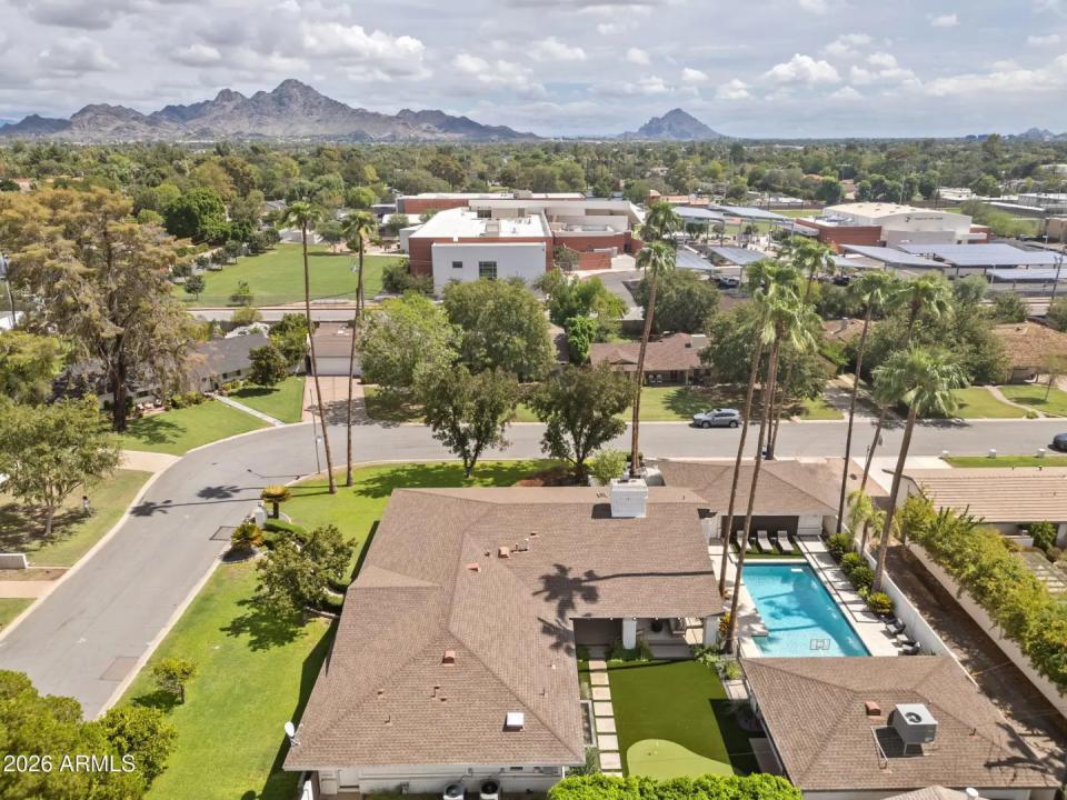 Real Estate Picture 53