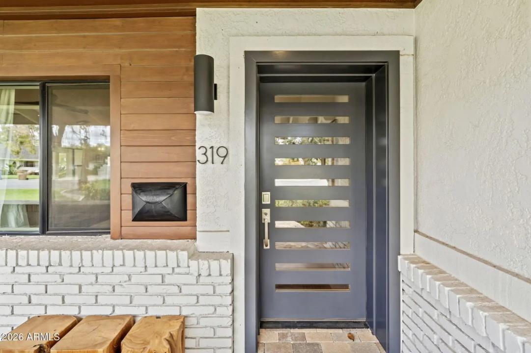 Real Estate Picture 6