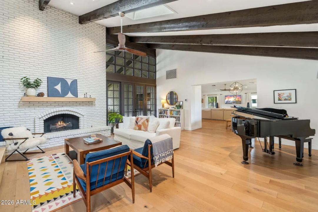 Real Estate Picture 19