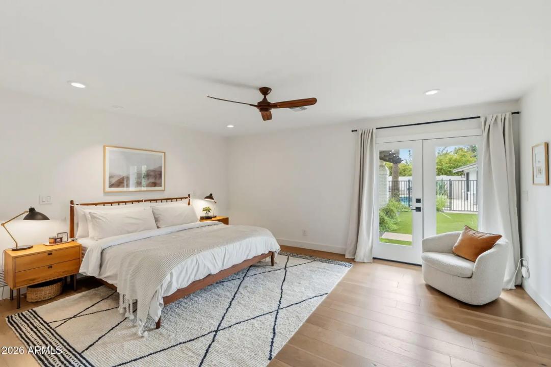 Real Estate Picture 23