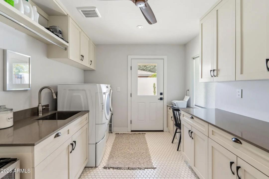 Real Estate Picture 35