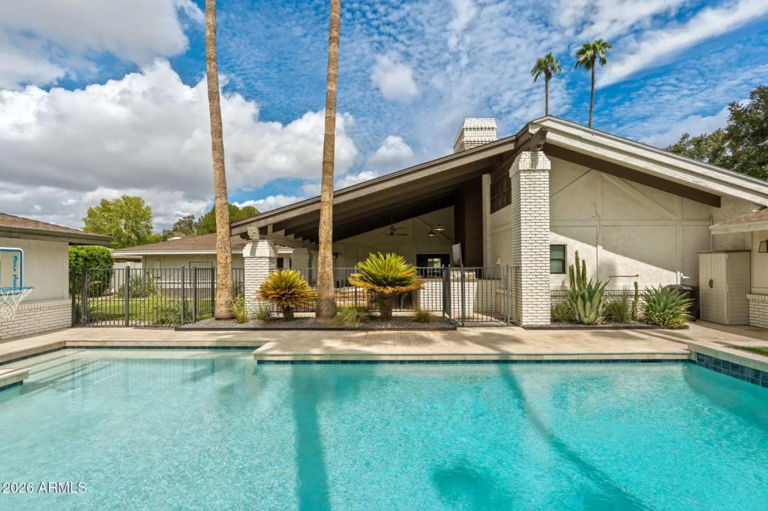 Real Estate Picture 37