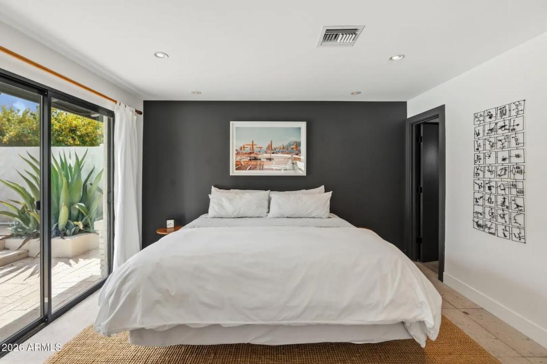 Real Estate Picture 46