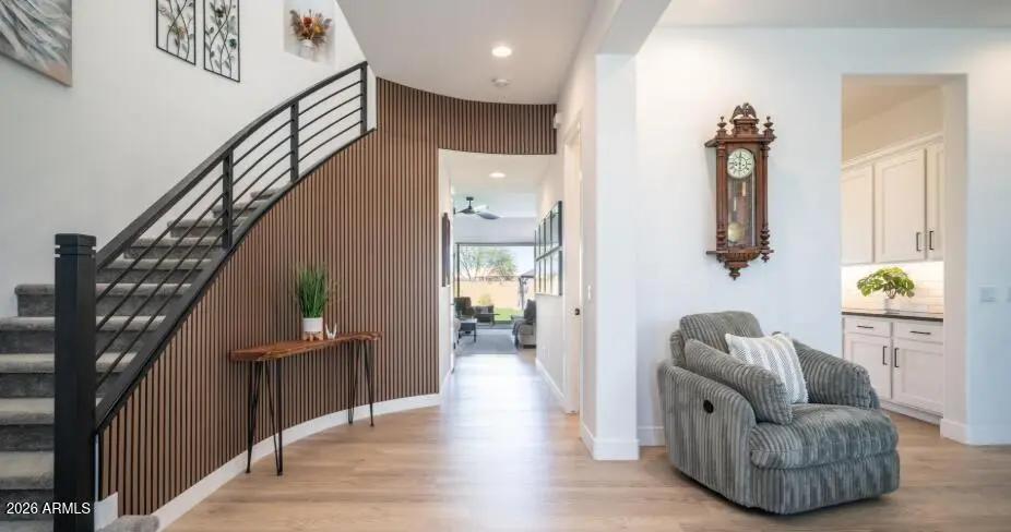 Real Estate Picture 6