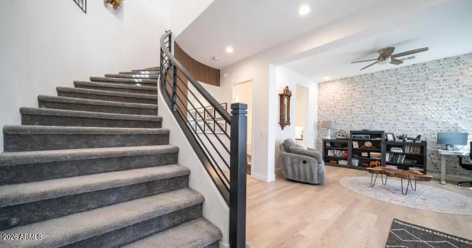 Real Estate Picture 29