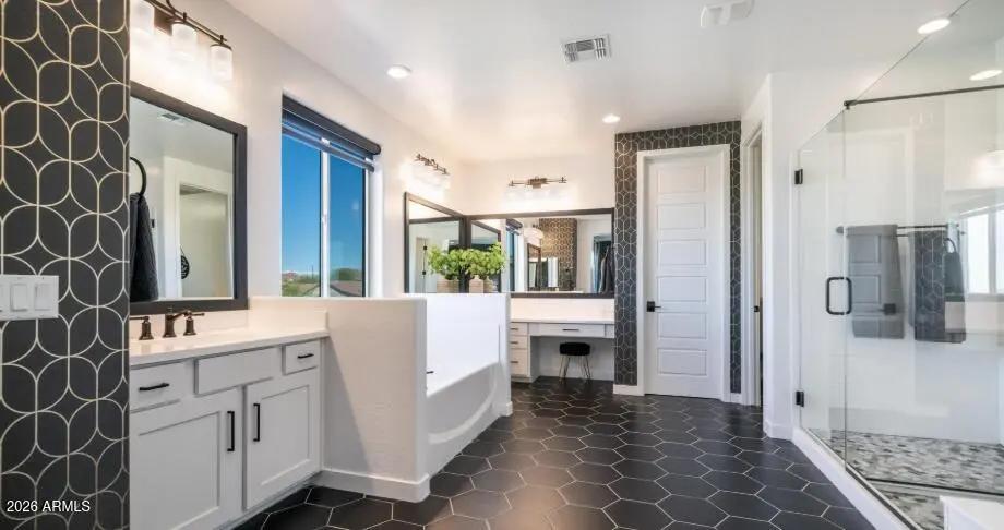Real Estate Picture 38