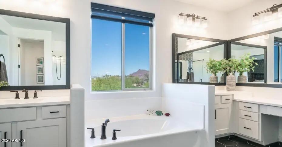 Real Estate Picture 40