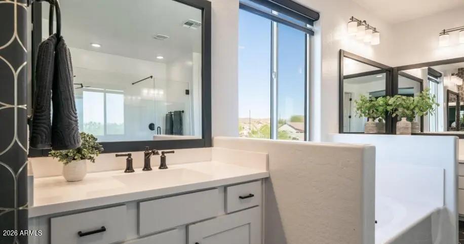 Real Estate Picture 42