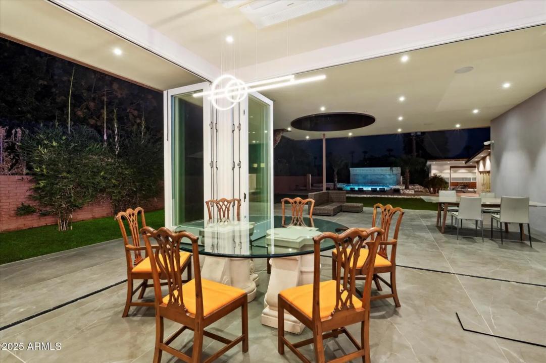 Real Estate Picture 19