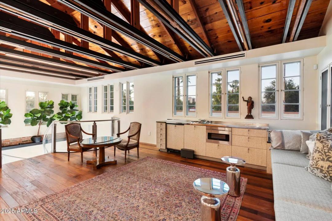 Real Estate Picture 27