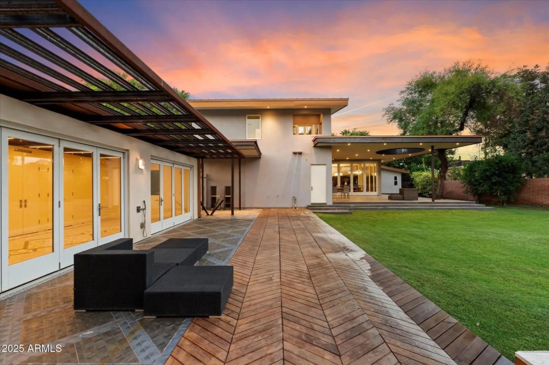 Real Estate Picture 40