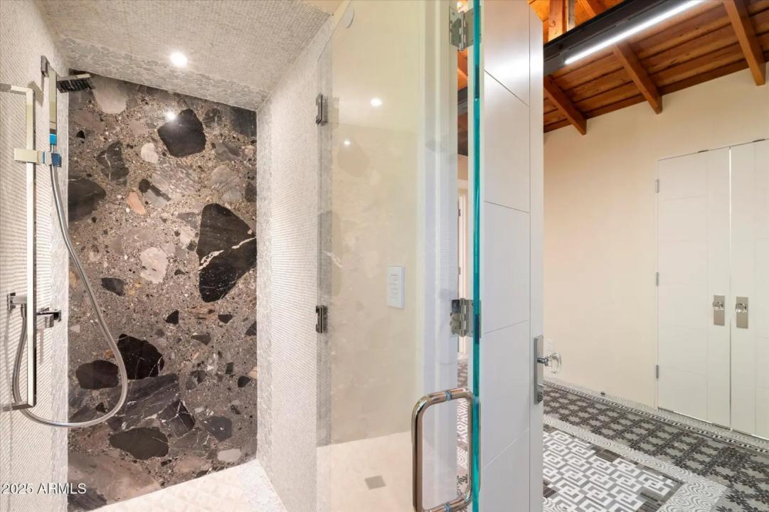Real Estate Picture 45