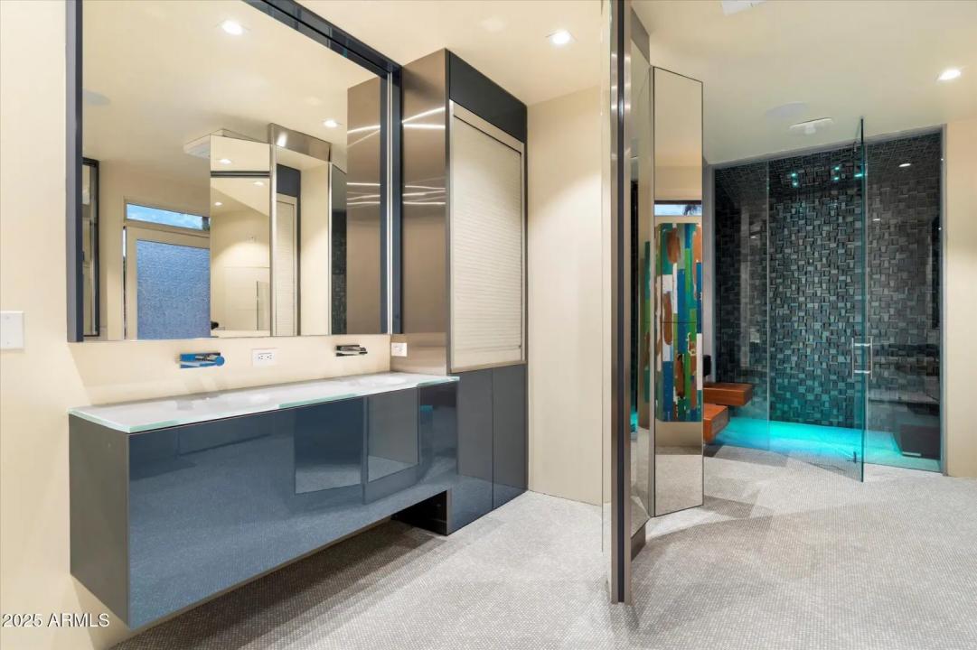 Real Estate Picture 48