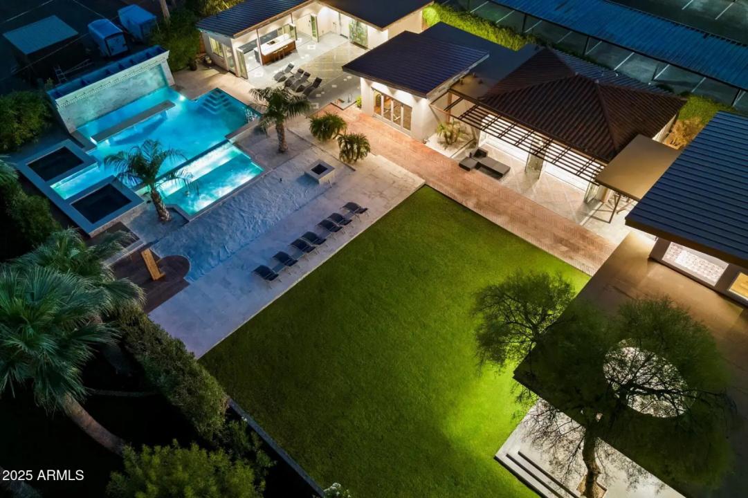 Real Estate Picture 67