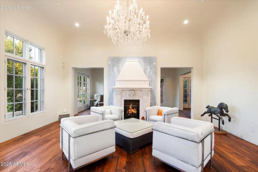 Real Estate Picture 5