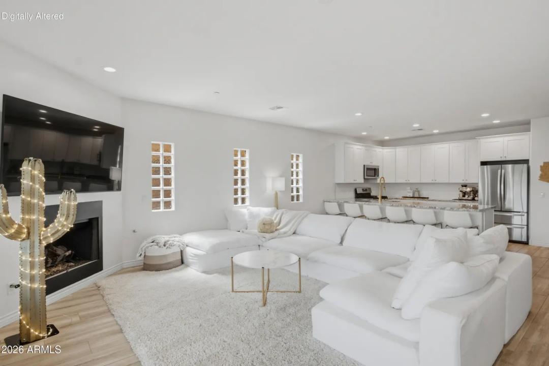 Real Estate Picture 2