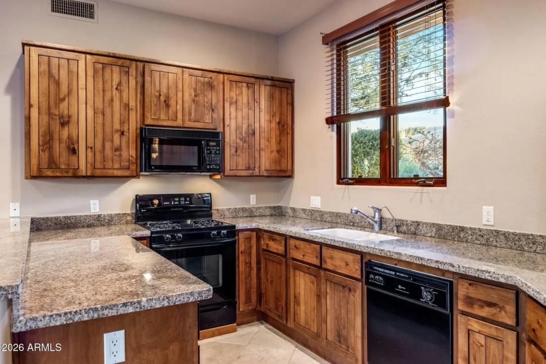 Real Estate Picture 66