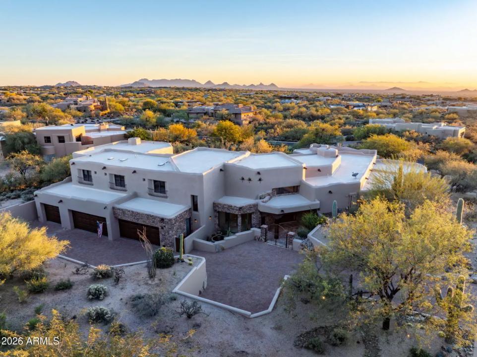 Real Estate Picture 98