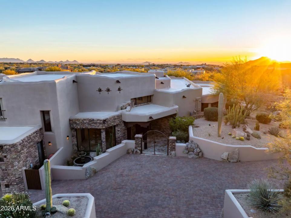 Real Estate Picture 99