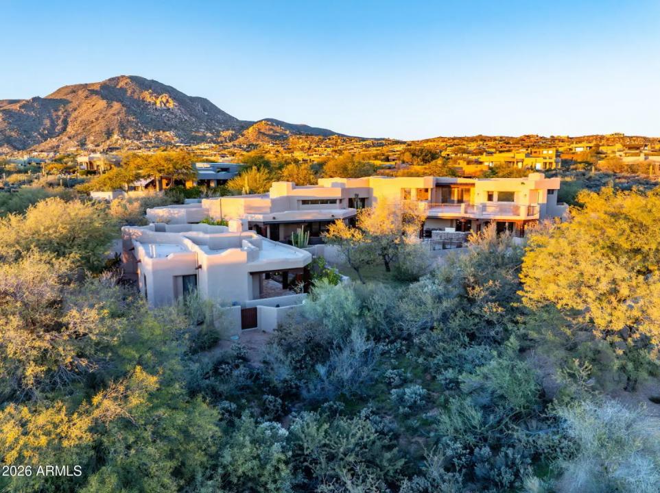 Real Estate Picture 104