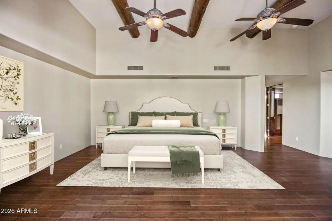 Real Estate Picture 17