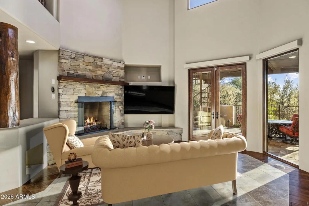 Real Estate Picture 37