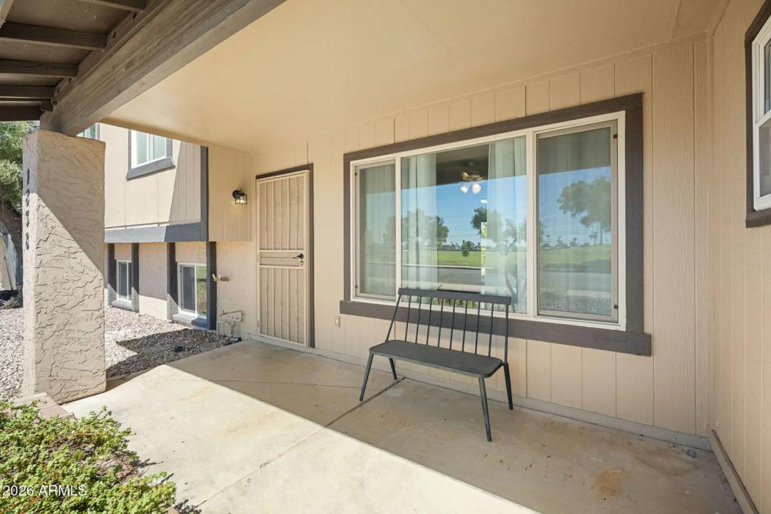 Real Estate Picture 4